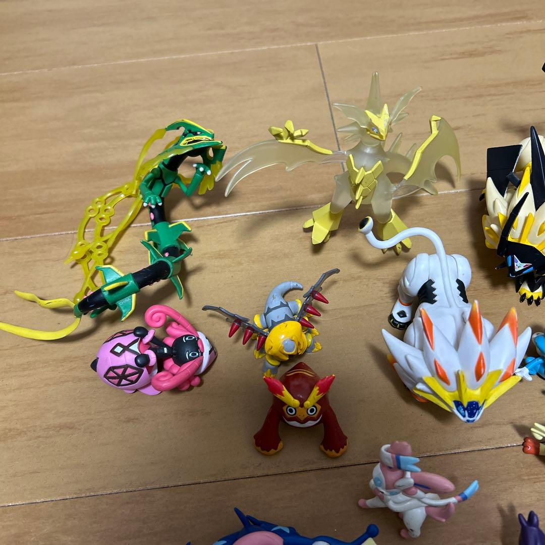 ポケモン フィギュアセット モンコレ　まとめ売り　レックウザ　ブイズ　伝説系