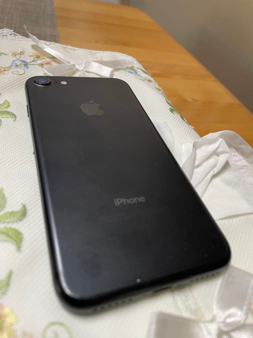 Apple iPhone 7 ブラック　128G