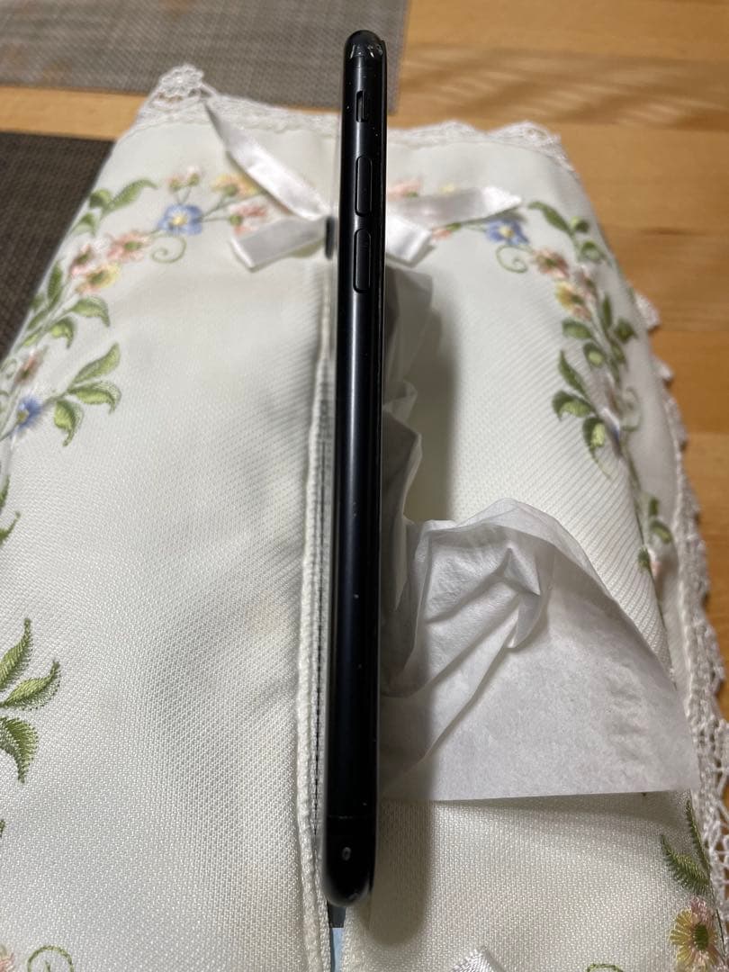 Apple iPhone 7 ブラック　128G