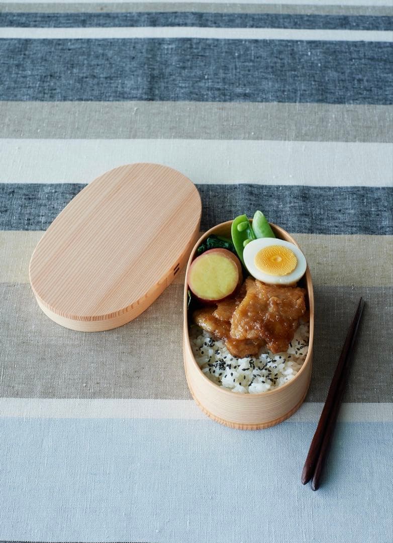 大館工芸社　小判弁当　曲げわっぱ（中）仕切りなし　未使用、水洗いのみ