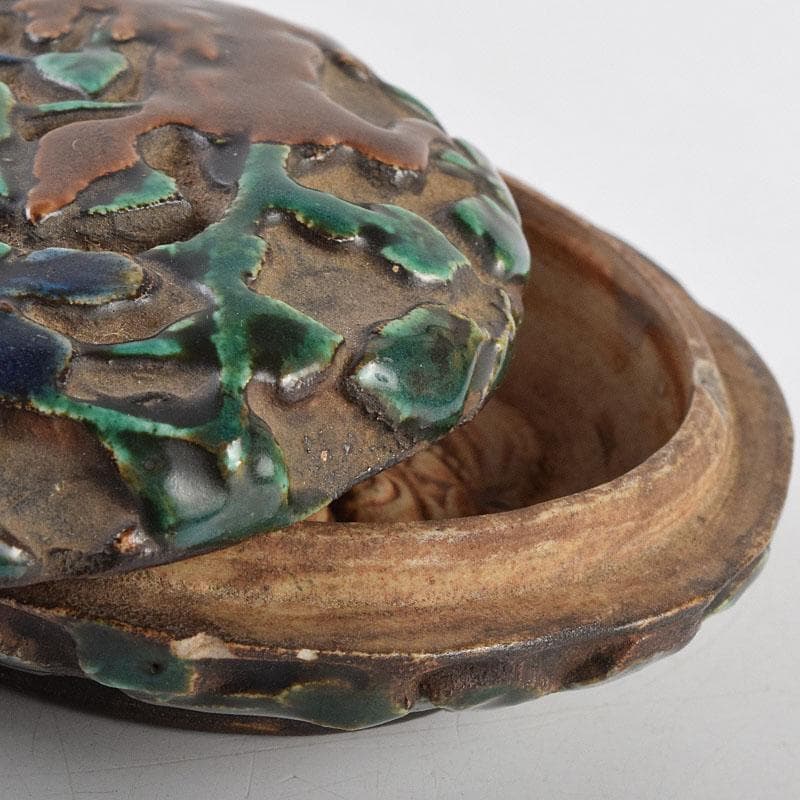 茶道具　交趾焼　獅子文　蓋裏仏像刻　懐中仏　香合　蓋物　C　R9390