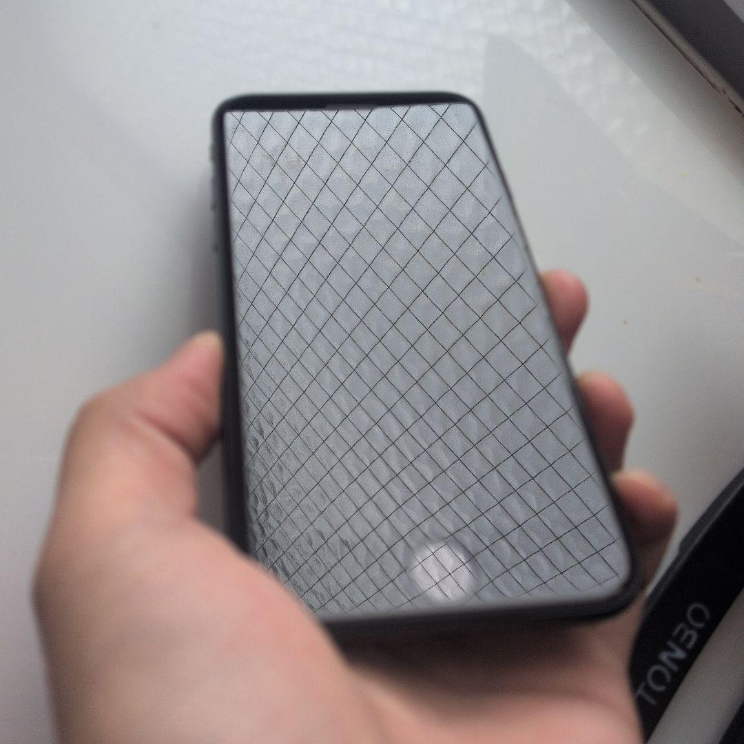 iPhone７ 32GB　傷無し、動作良好 【超美品】早い者勝ち！！