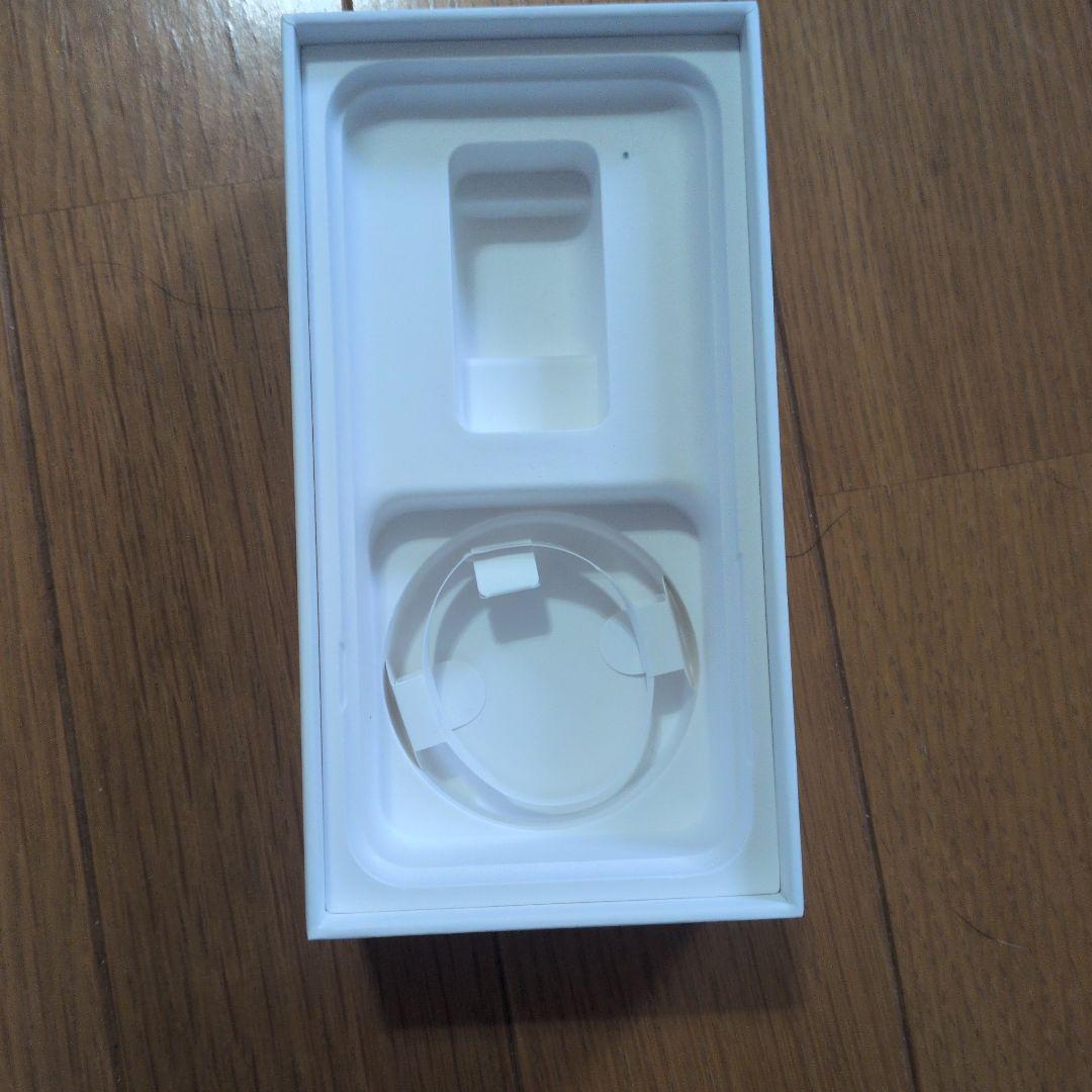 iPhone７ 32GB　傷無し、動作良好 【超美品】早い者勝ち！！