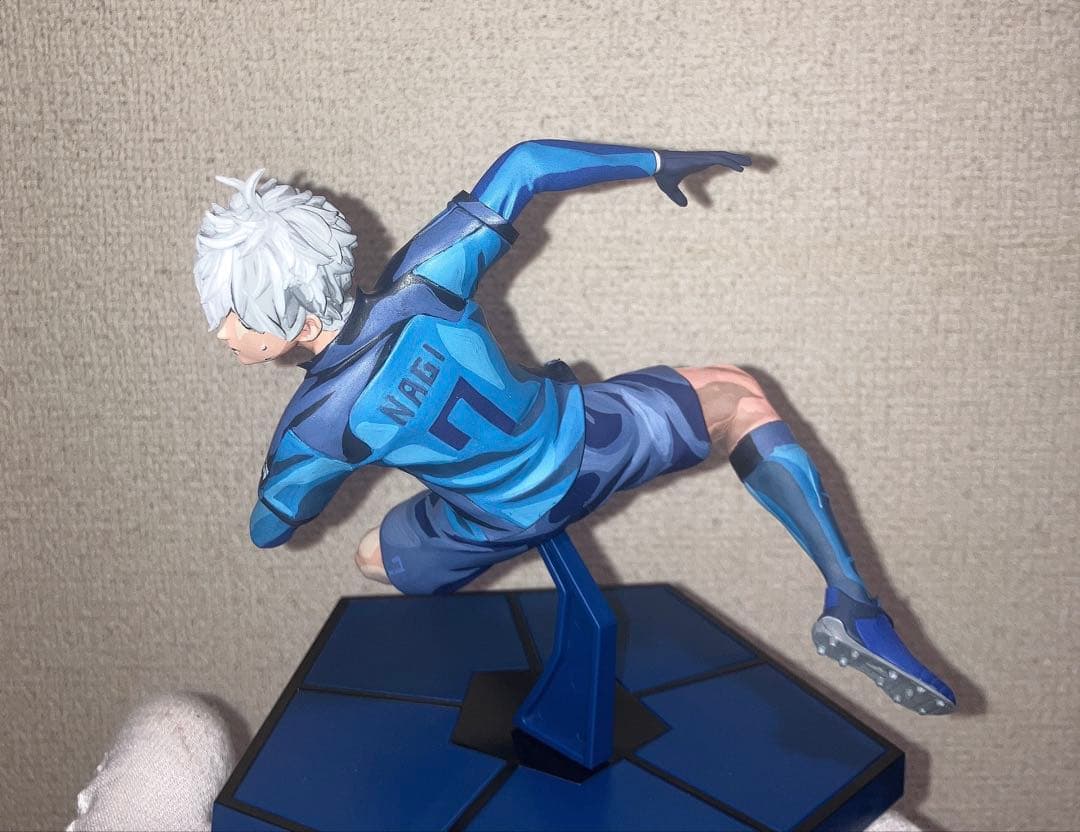 ブルーロックフィギュアリペイント　凪誠士郎　御影　玲王2体セット