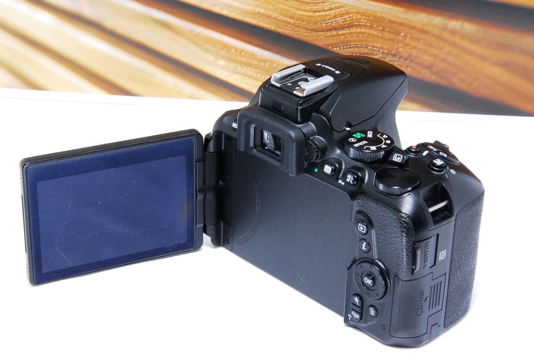 ❁Wi-Fi搭載❁Nikon ニコン D5600 Bluetooth搭載　転送