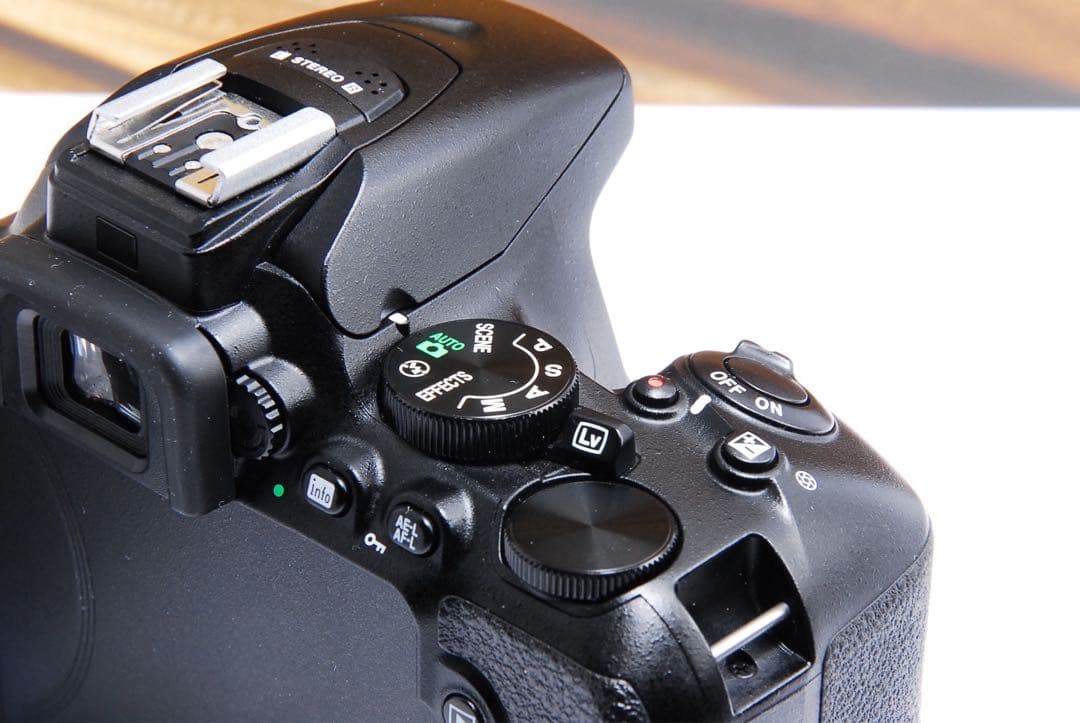 ❁Wi-Fi搭載❁Nikon ニコン D5600 Bluetooth搭載　転送