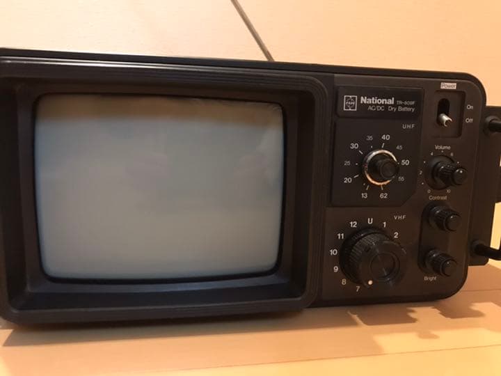 ナショナル白黒テレビ TR-809F