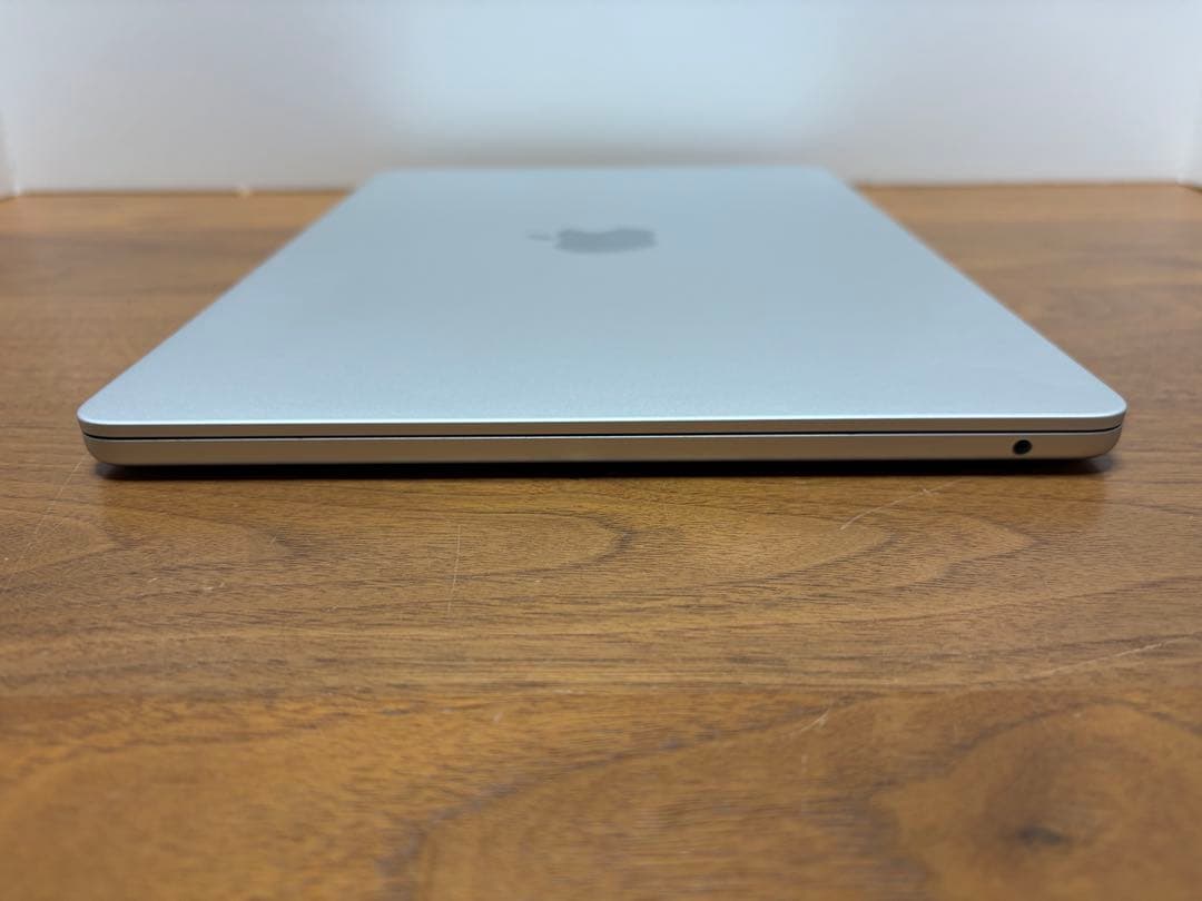 比較的美品&高性能❗️MacBook Air 2022 M2 16GB シルバー