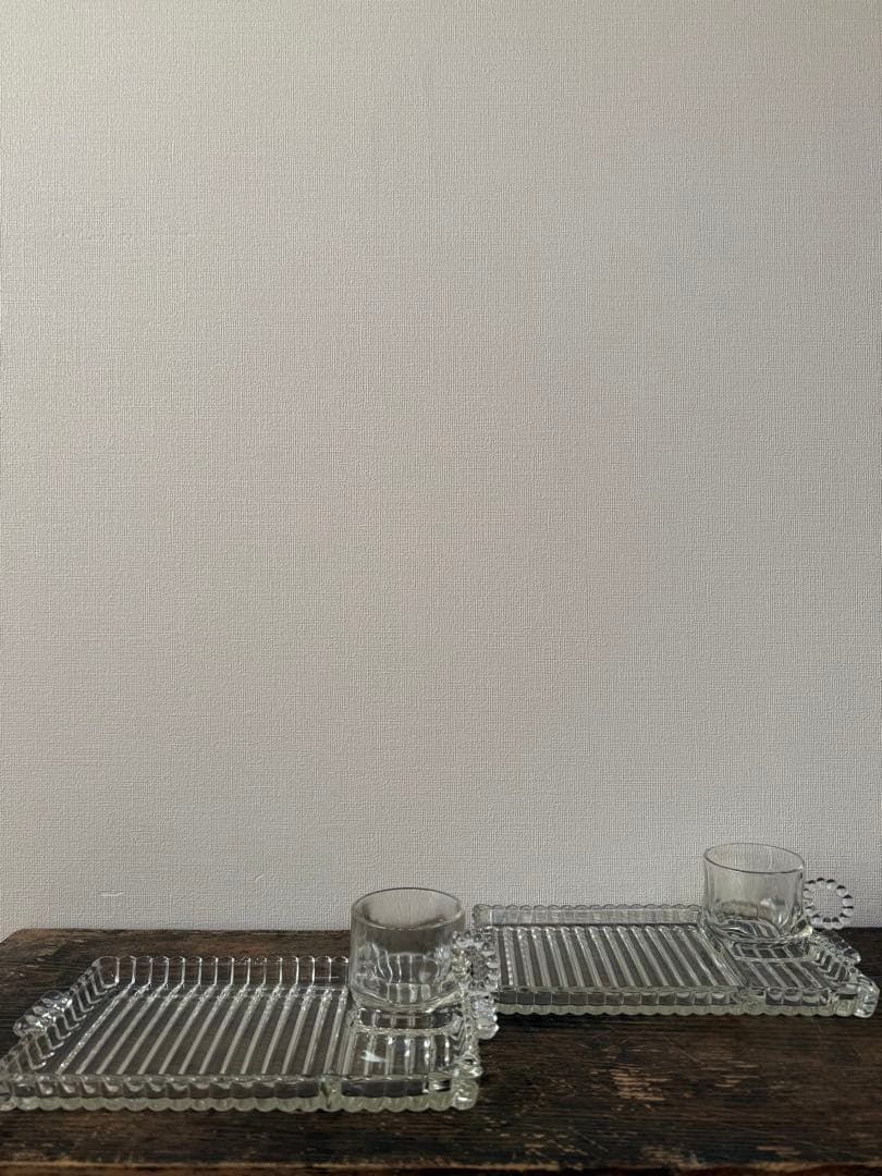 フランス　ガラス製ストライプトレーセット　2個セット　フランス皿　ティーセット