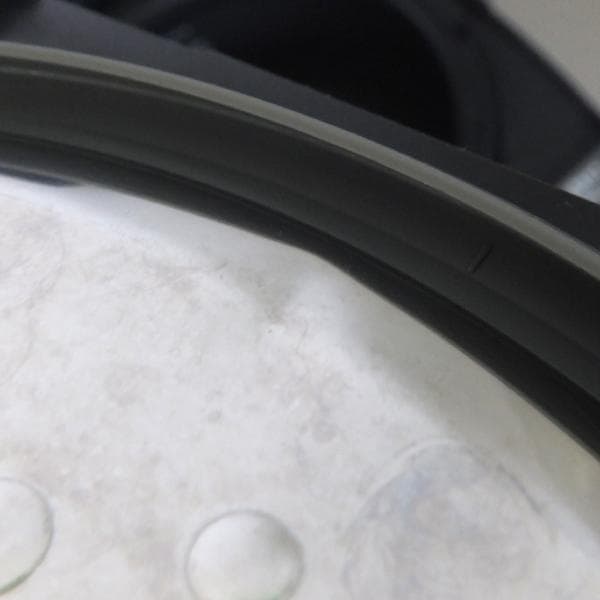 タイガー IHジャー炊飯器 5.5合炊き JPW-B100 2022年製