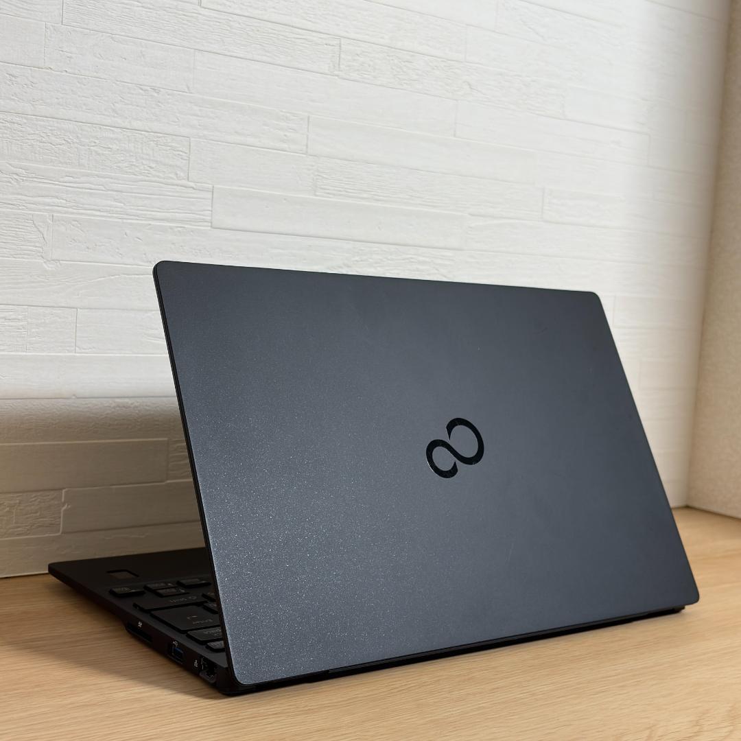 富士通　11世代i5　AI　ノートパソコン　Windows11　オフィス　12