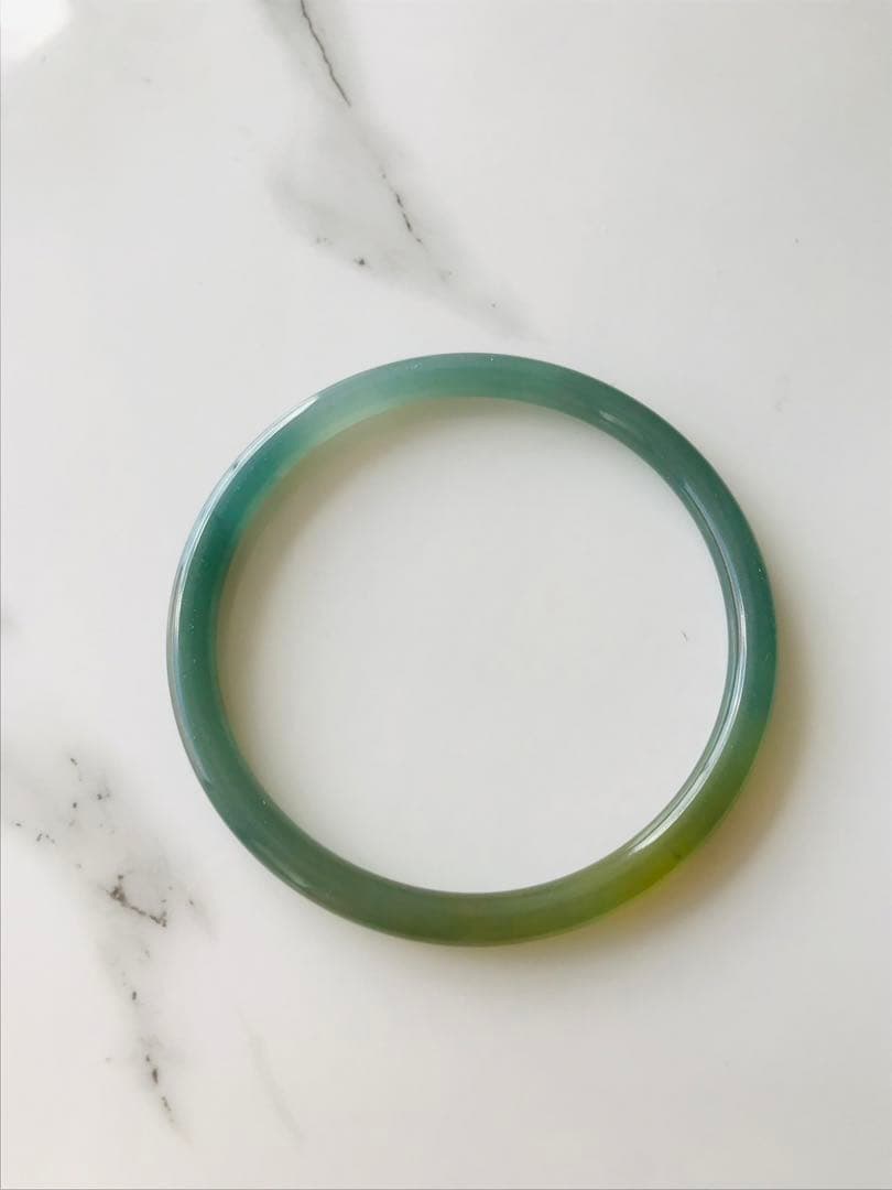 【B1210-0141】翡翠　ヒスイ　バングル　希少　グアテマラ産　55.1mm