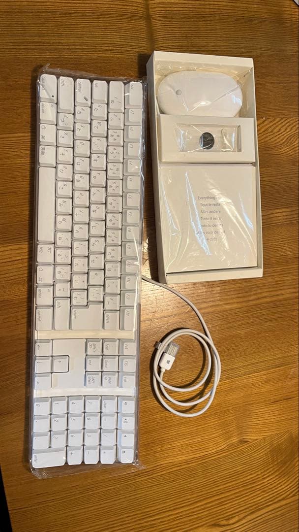 1*☆様 iMac 24インチ Late2006 キーボード、マウス新品　箱あり