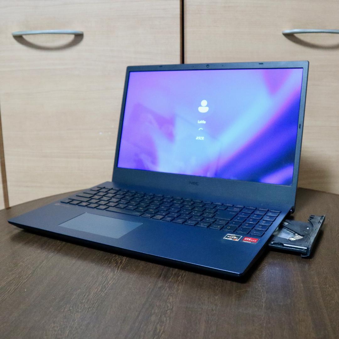 LaVie N1565（Ryzen7 4700U/8GB/256GB/マルチ）
