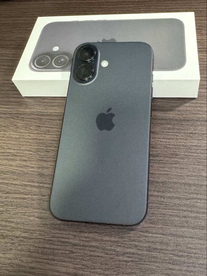 Apple iPhone 16 ブラック　128GB