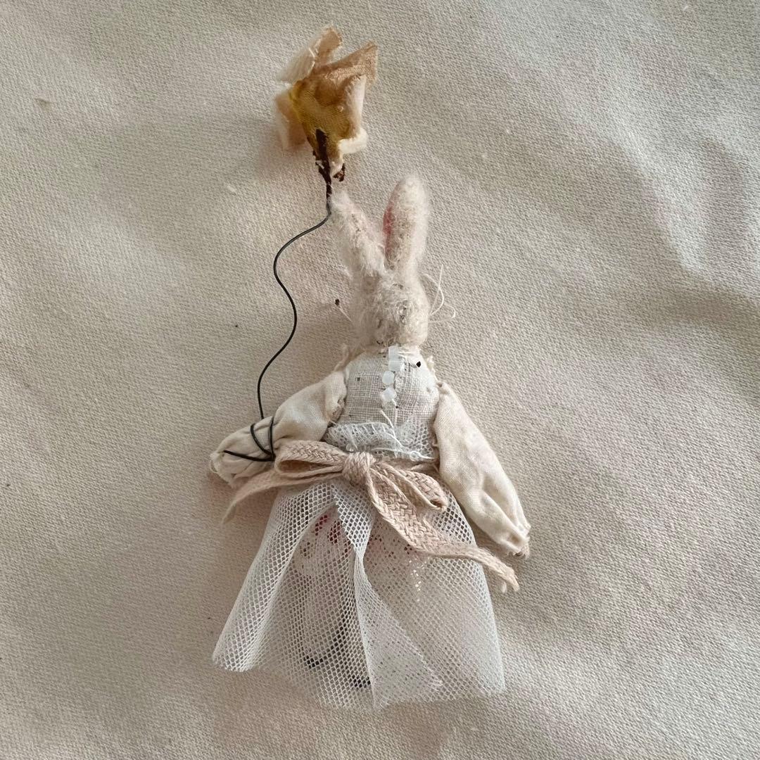 野ばら社rosily 小さなうさぎとソファのセット　作家様