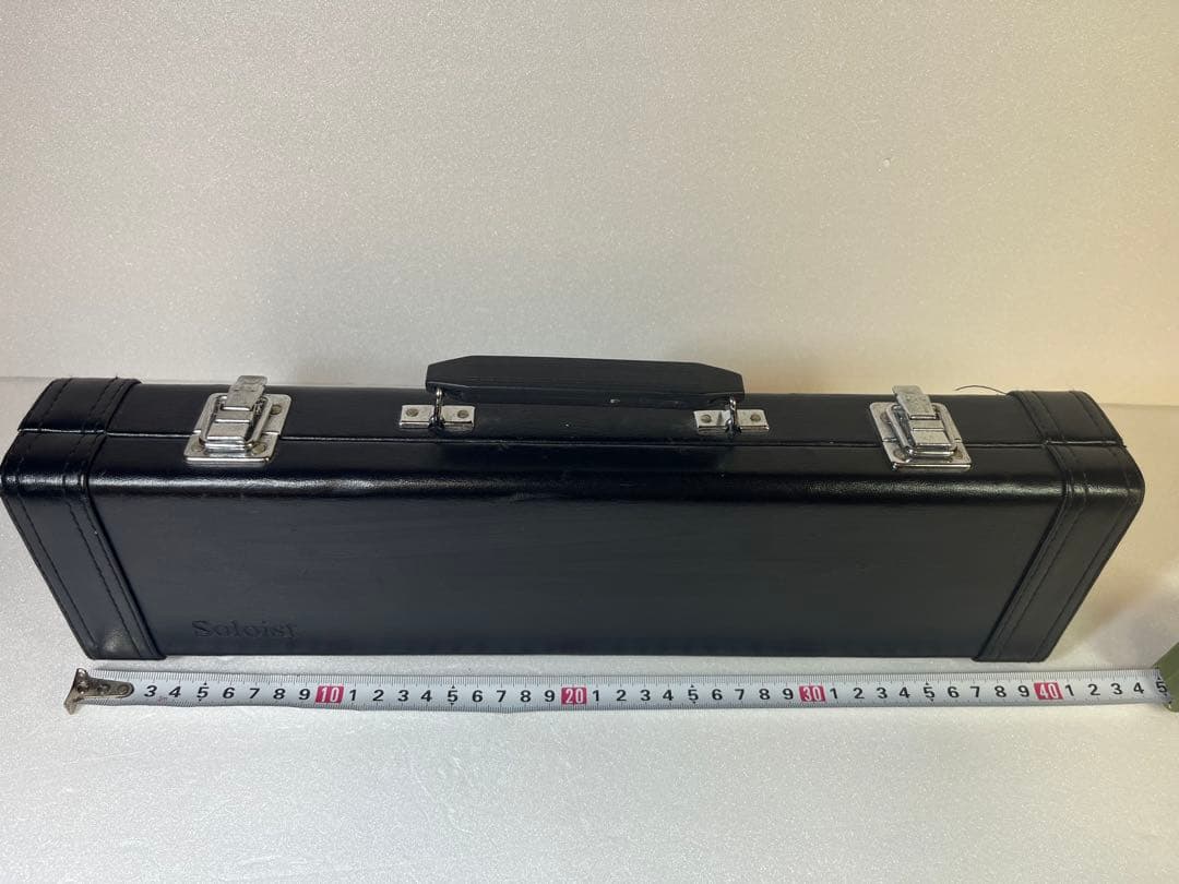 Soloist フルート本体 ケース付　練習はまずはリユース品で試してみませんか