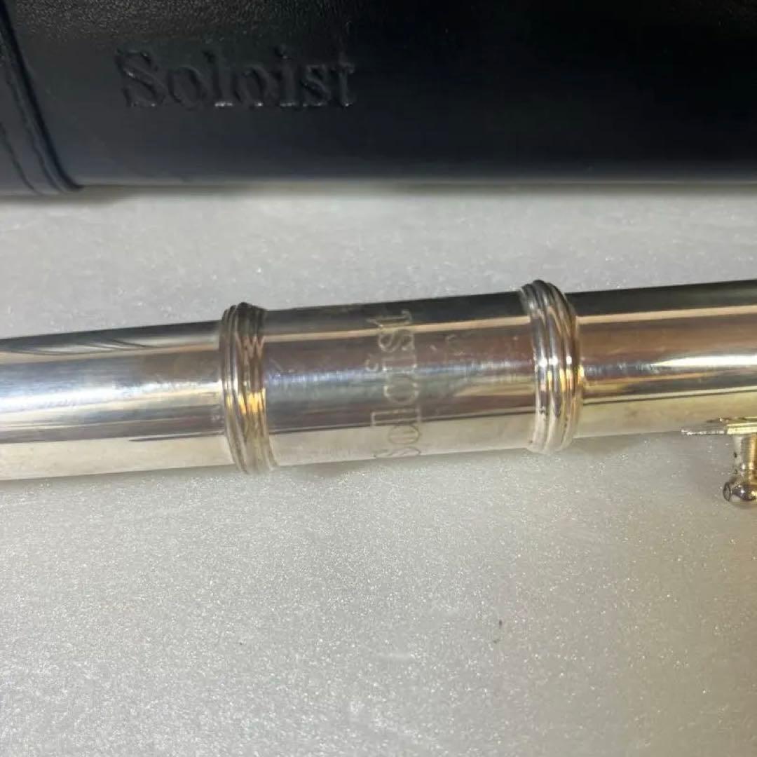 Soloist フルート本体 ケース付　練習はまずはリユース品で試してみませんか