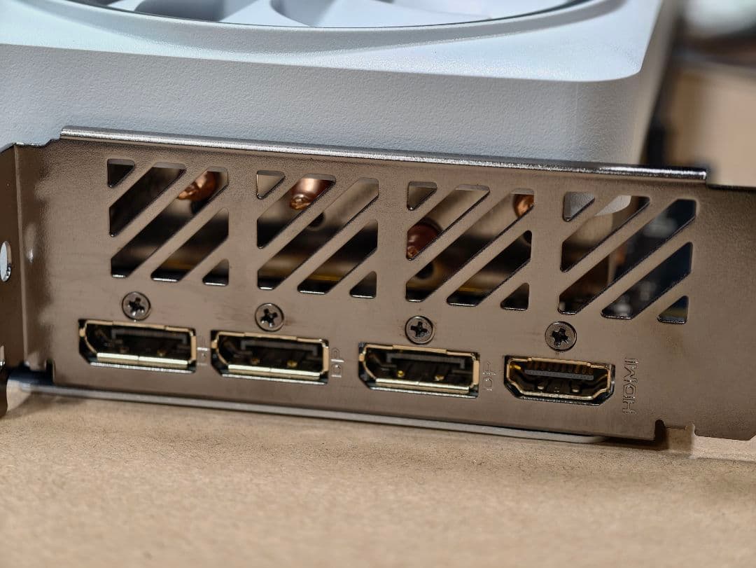 【美品】GEFORCE RTX 4070Ti SUPER AERO OC 16G