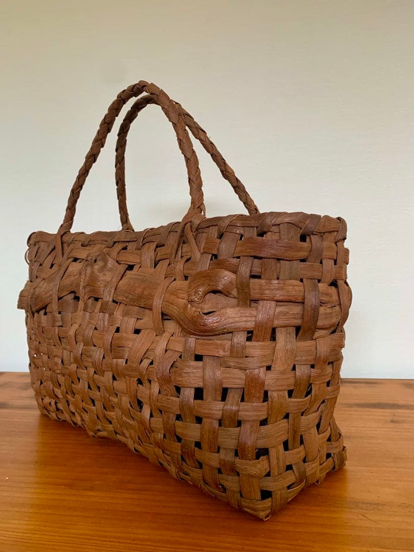 国産山葡萄乱れ編みカゴバッグ（大）