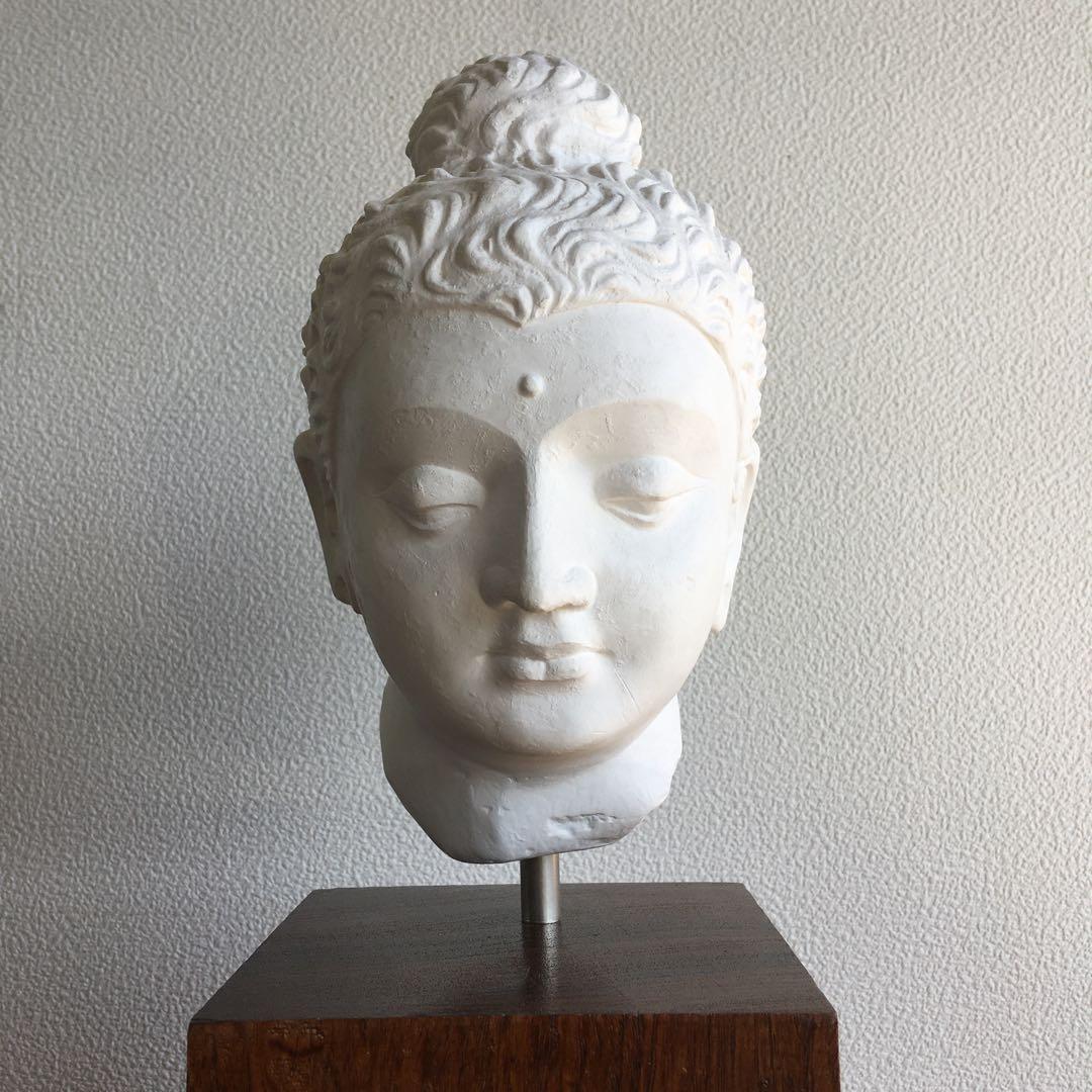 インテリア置物　石膏レプリカ　仏頭部 パキスタン　カラチ国立博物館蔵品レプリカ
