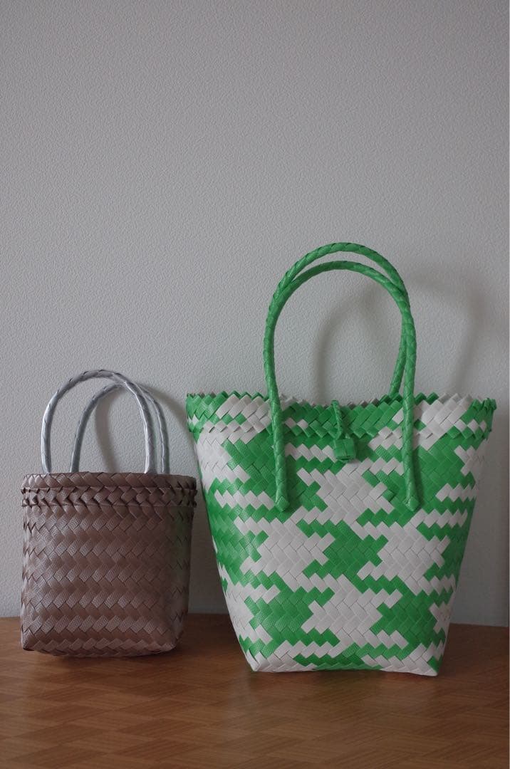 mekearisa バケツキッズ グリーン×ホワイト