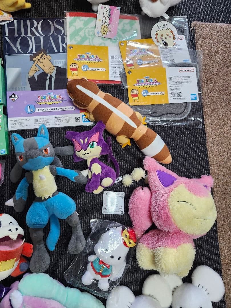 クレヨンしんちゃん　ポケモン　　ちいかわ　まとめ売り