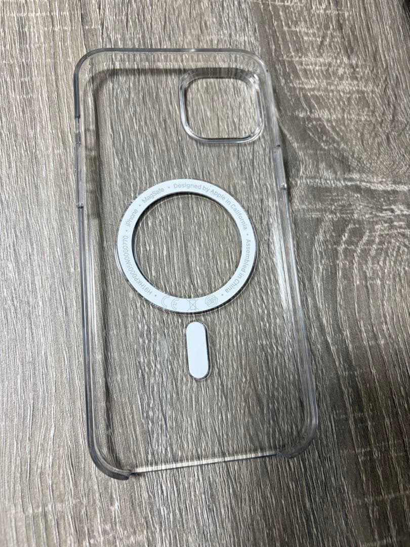 iPhone15プラス　MagSafe iPhoneケース　クリア