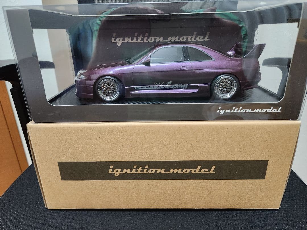 1/18イグニッションモデル/スカイラインR33GT-R　GReddy