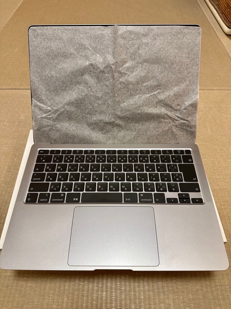 【美品　液晶・キーボード保護】MacBookAir 2020 16GB 充放電少