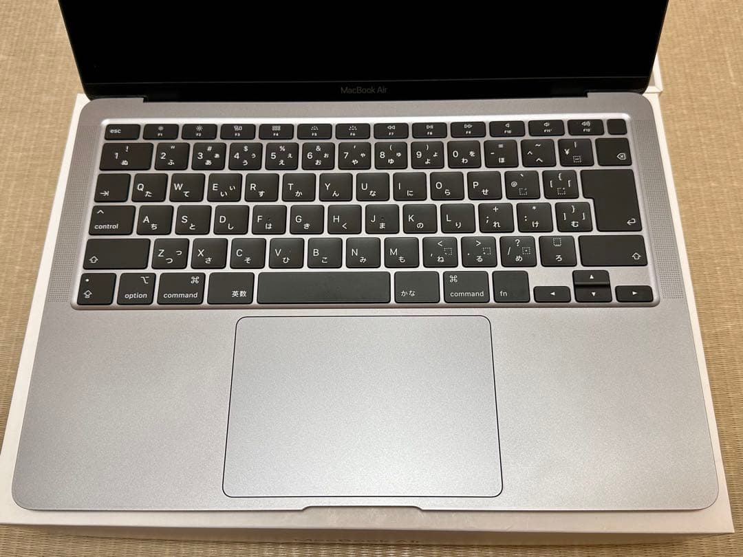 【美品　液晶・キーボード保護】MacBookAir 2020 16GB 充放電少