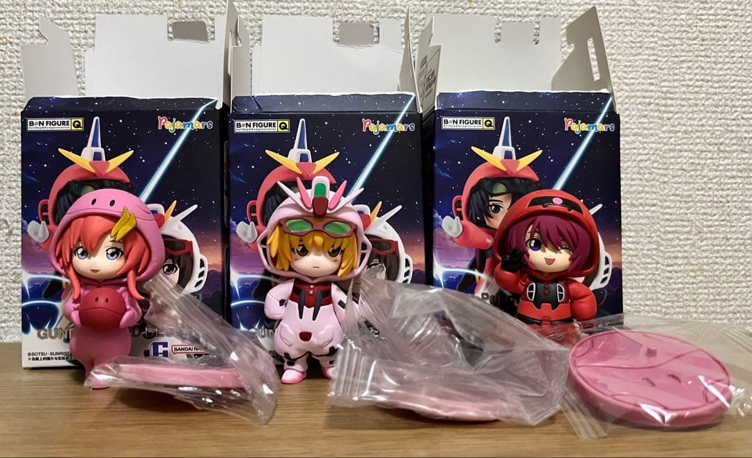 ガンダムSEED DESTINY　着ぐるみパジャマフィギュア