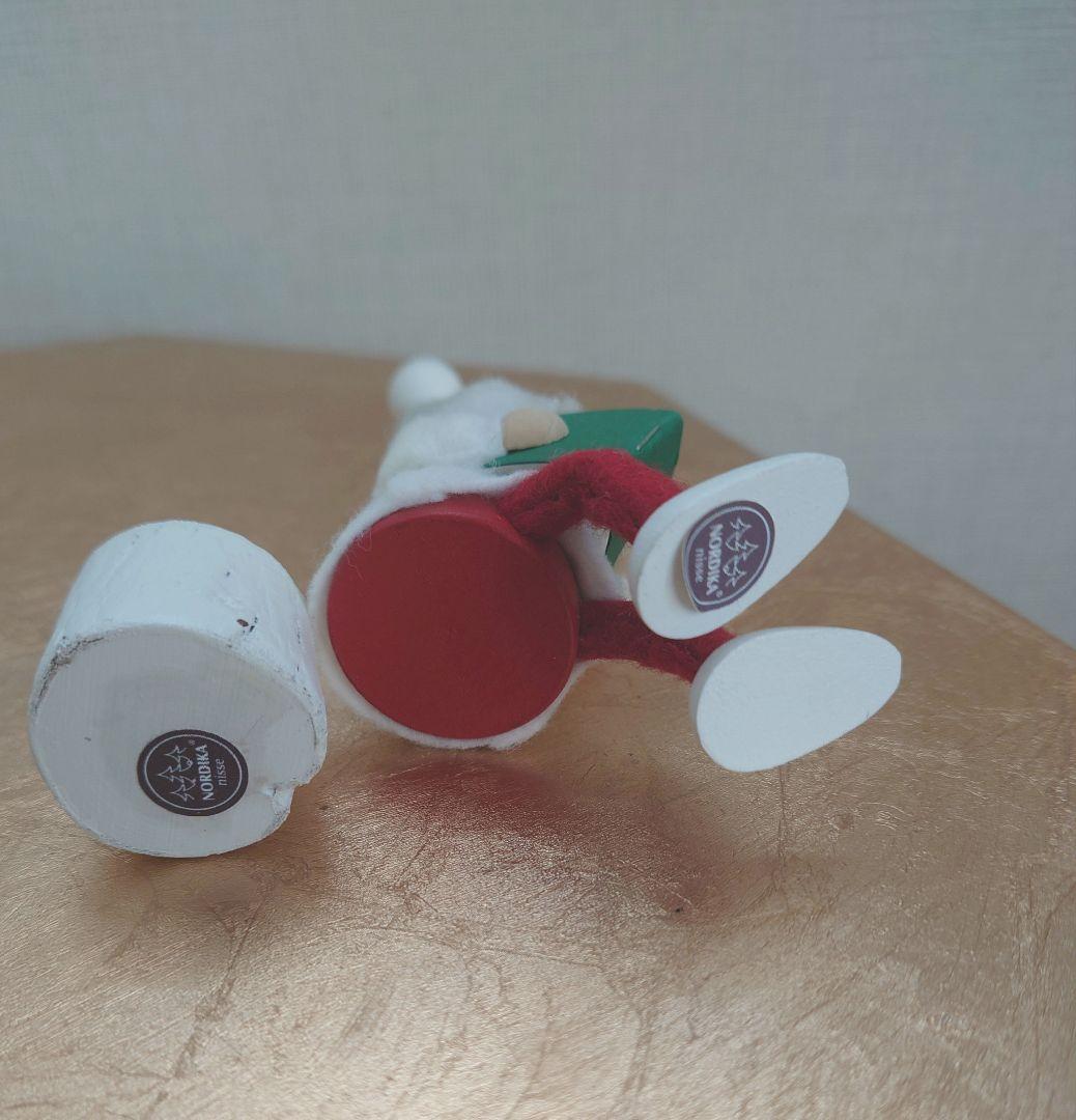 ノルディカニッセ　本を読みながら眠るサンタ&丸太