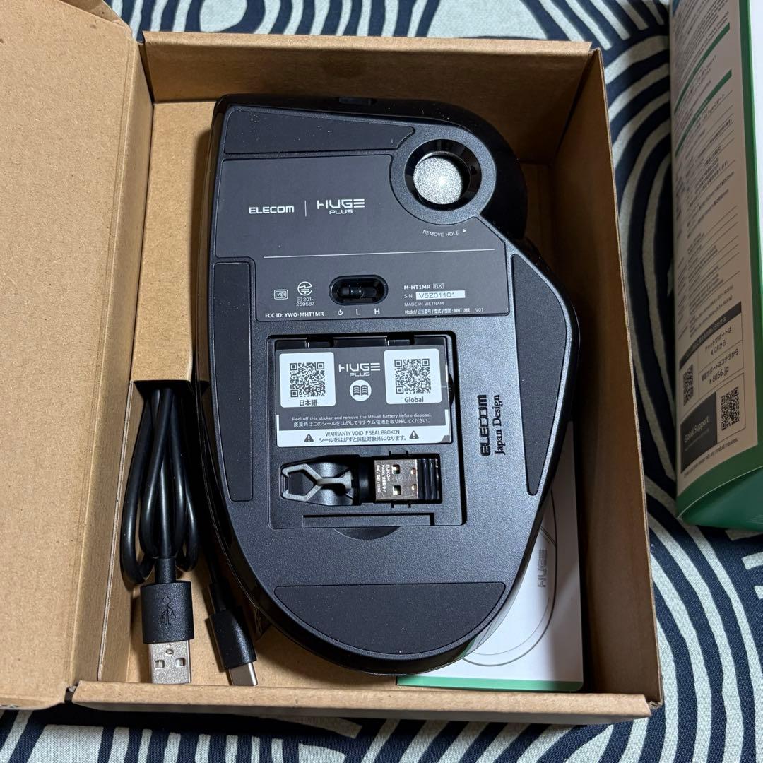 ELECOM HUGE PLUS ワイヤレストラックボール M-HT1MRBK