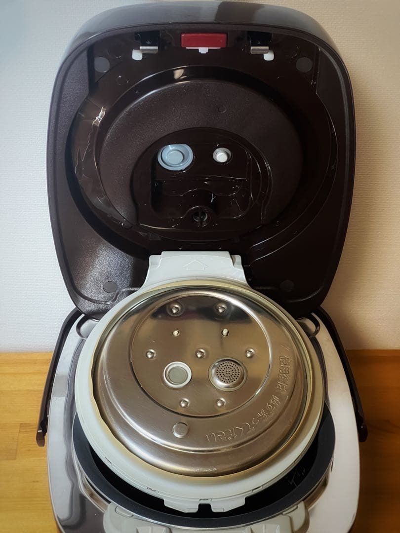 【即日発送•送料込み】パナソニック 炊飯器 SR-PA109 ｜しゃもじ付