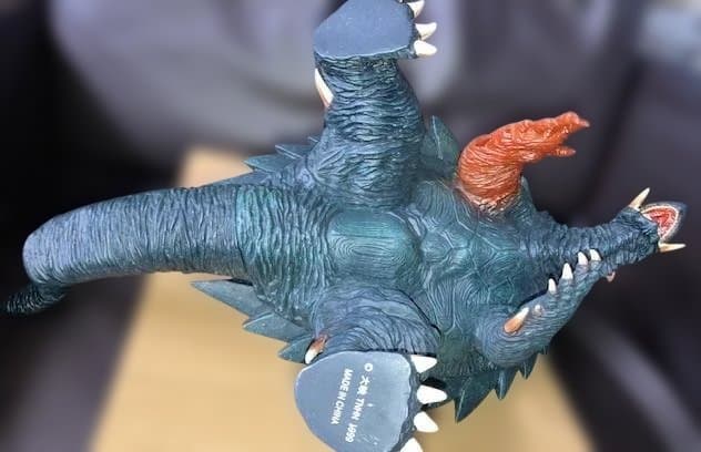 ゴジラ 1992年 ガメラ 1999年 東宝　大映 フィギュア二体まとめ