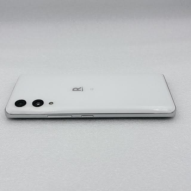 【美品】Rakuten Hand 64GB SIMフリー P710 ブラック