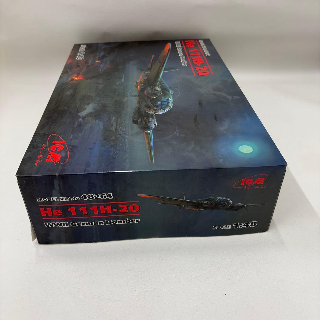 航空機・ヘリコプター ICM He 111H-20 WWII German Bomber 1:43