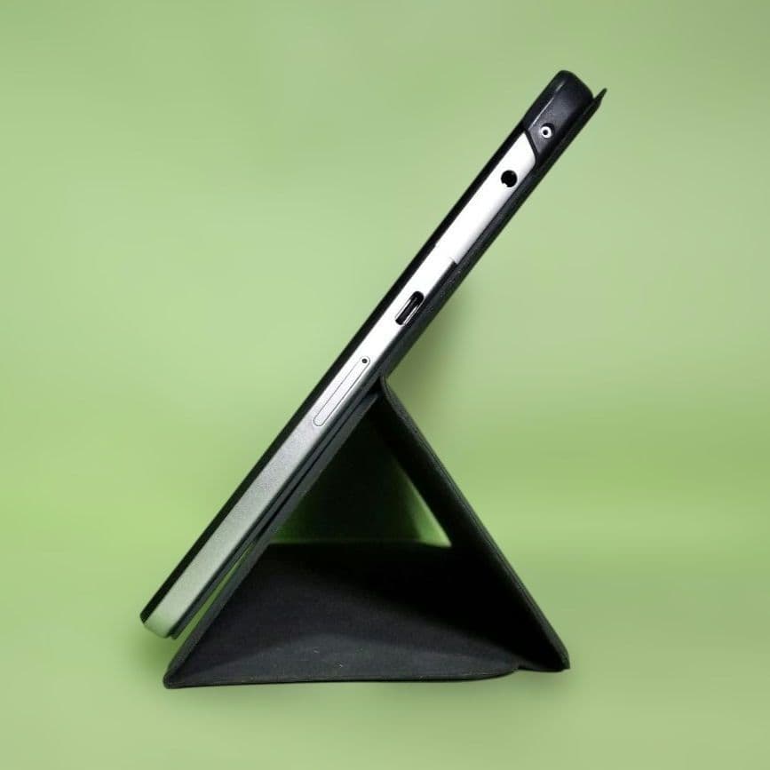 美品！LAVIE Tab 10FHD3 カバー付き