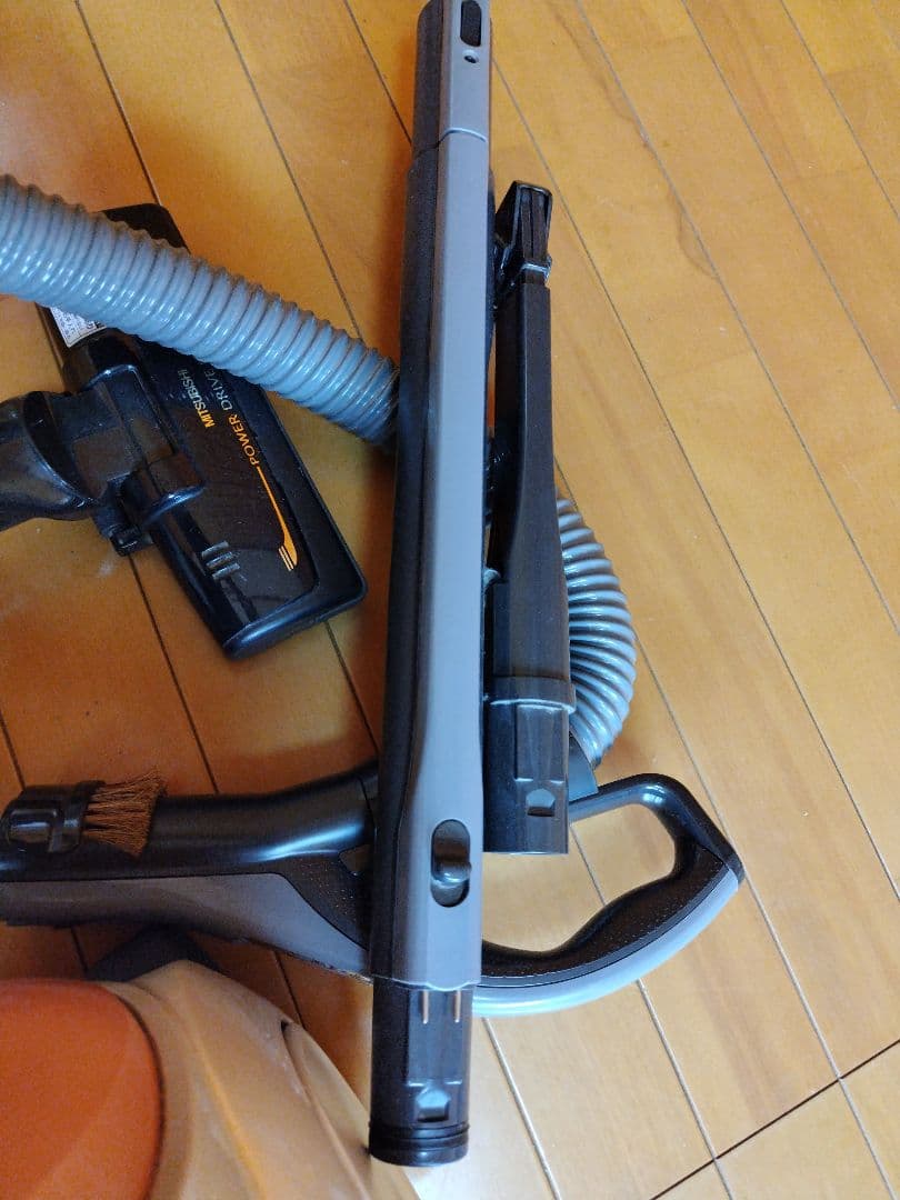 【良品】三菱掃除機　TC-FXC8P　紙パック式 ブラシ自走機能