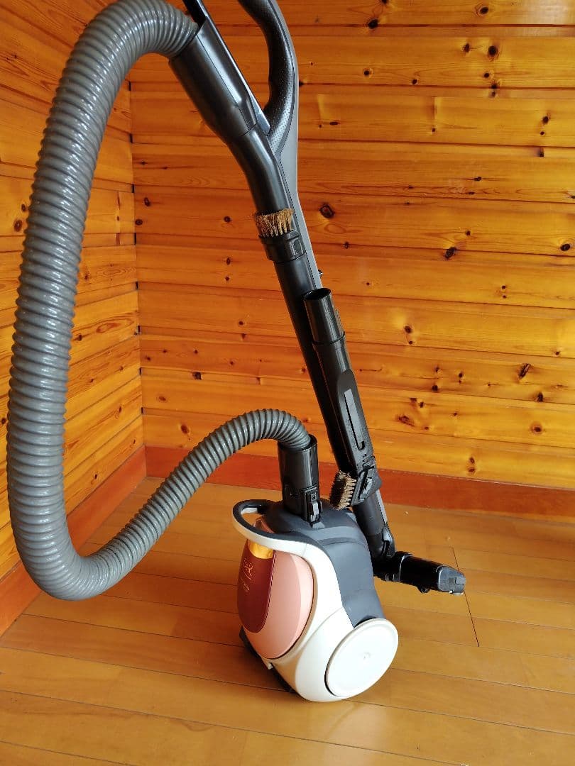 【良品】三菱掃除機　TC-FXC8P　紙パック式 ブラシ自走機能