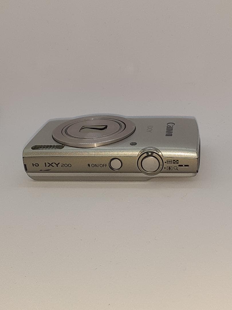 【スマホ転送OK】キャノン Canon IXY 200 シルバー デジタルカメラ