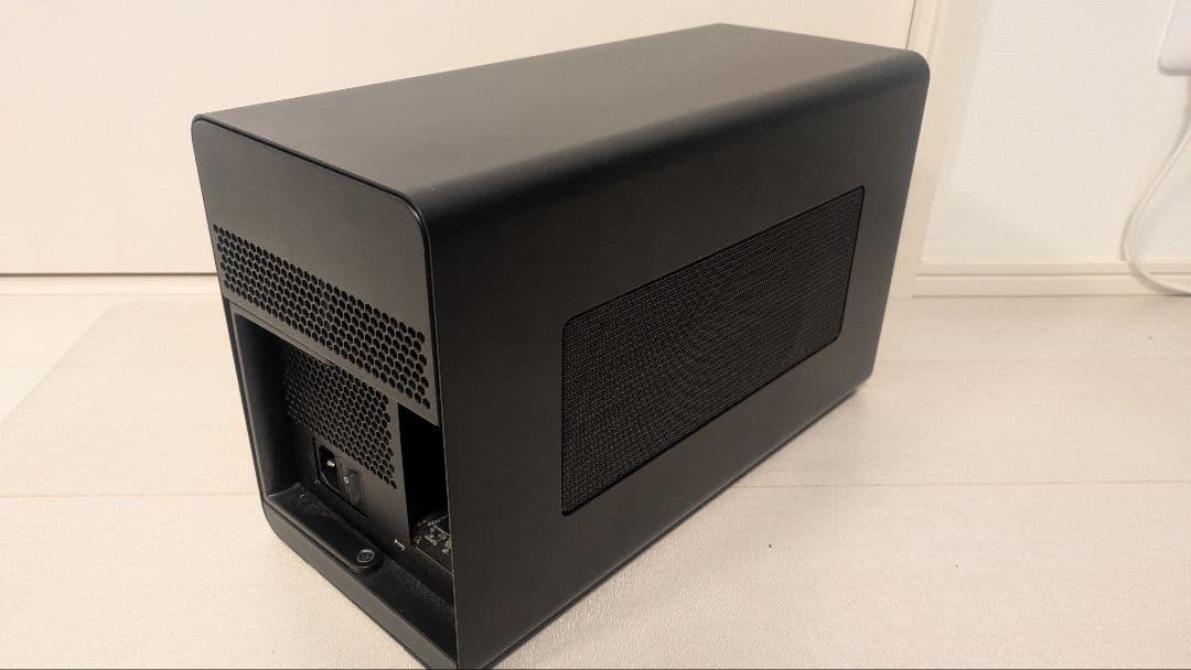 Razer Core X 外付けGPUケース　Thunderbolt