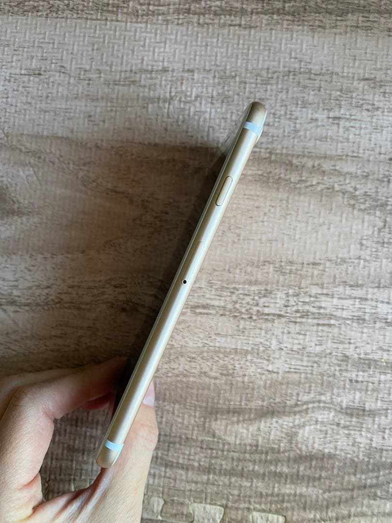 ！！いと！！　iPhone7 本体 128GB SIMフリー