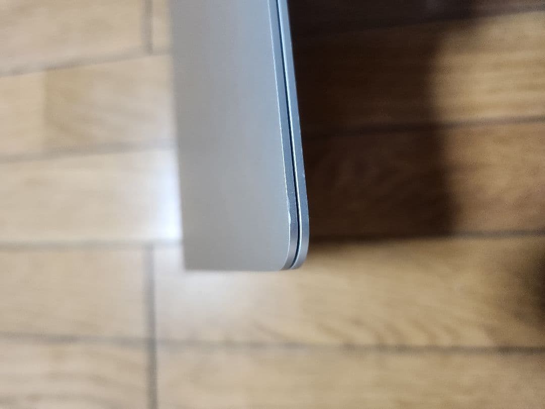 MacBook本体 Macbook Air 2020 i3 8GB/256GB