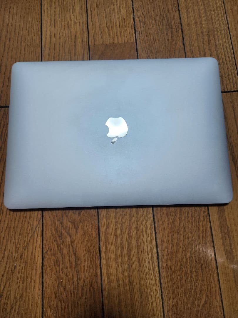 MacBook本体 Macbook Air 2020 i3 8GB/256GB