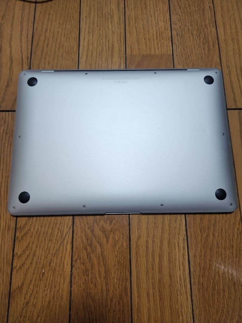 MacBook本体 Macbook Air 2020 i3 8GB/256GB
