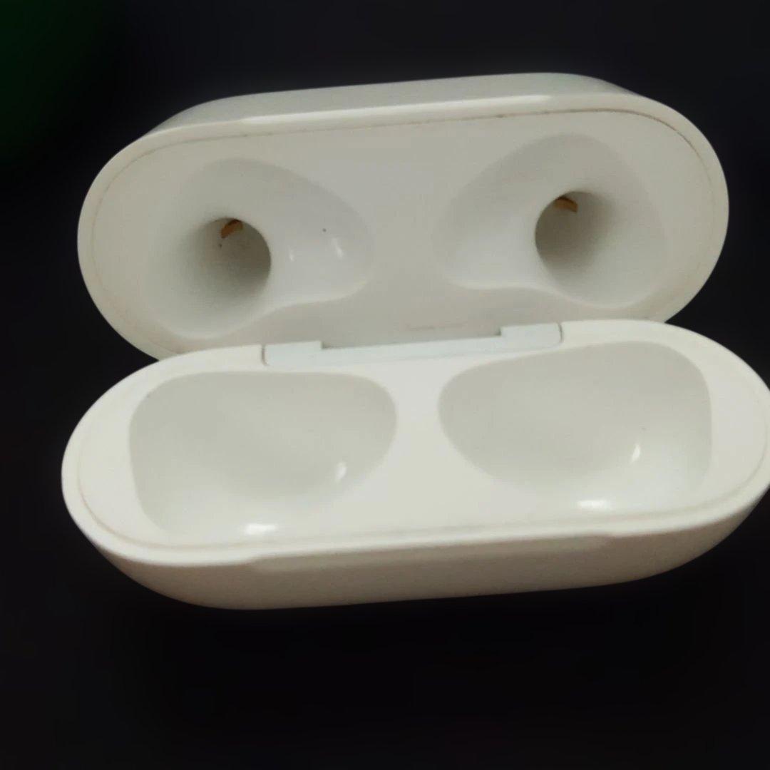 Airpods　第3世代