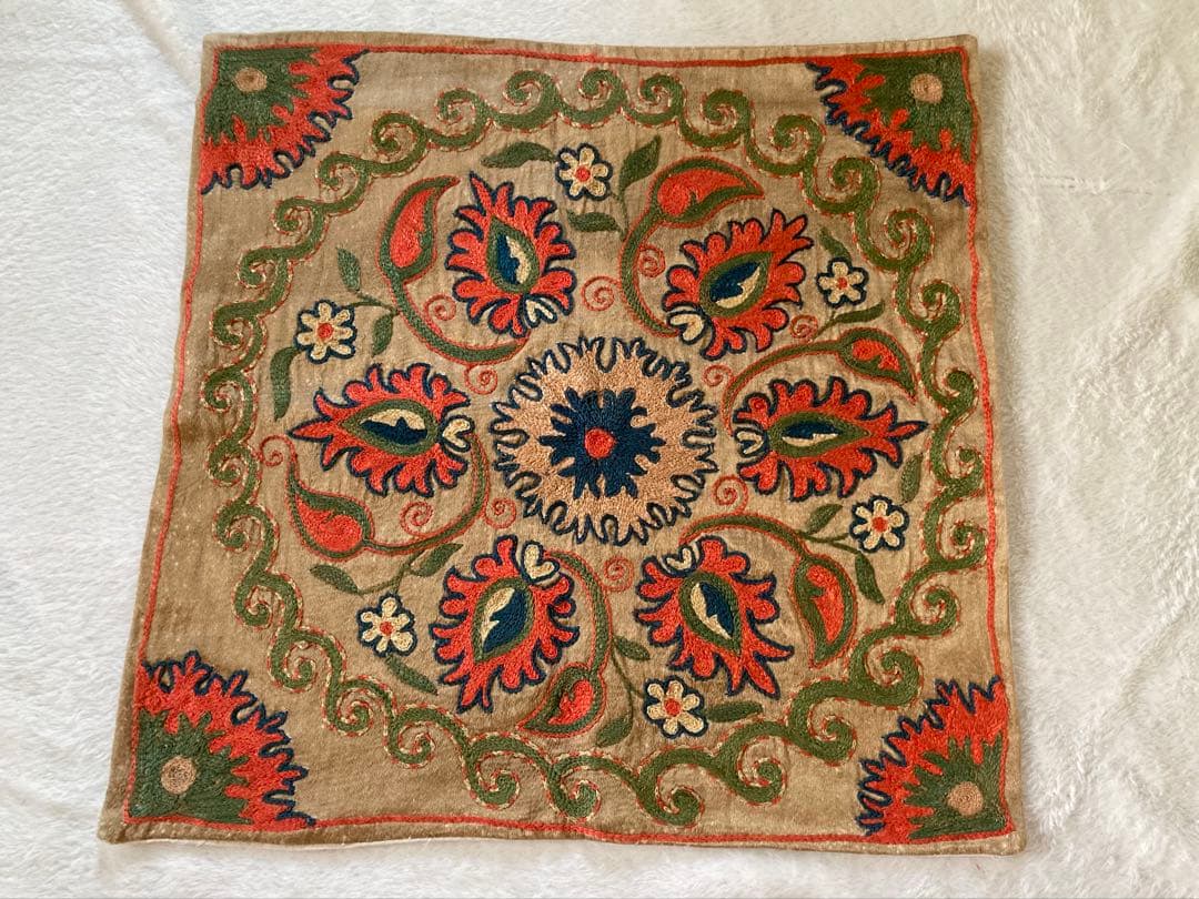 スザニ シルク刺繍 クッションカバー ウズベキスタン製 41×41cm