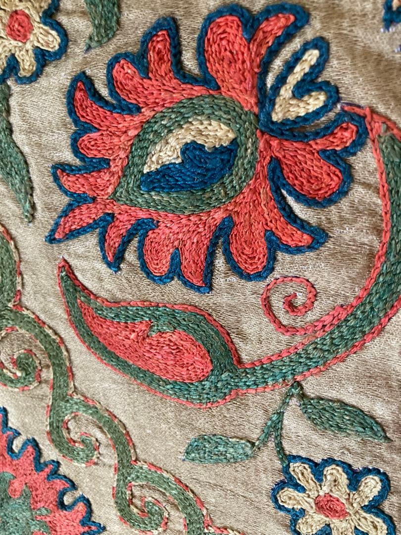 スザニ シルク刺繍 クッションカバー ウズベキスタン製 41×41cm